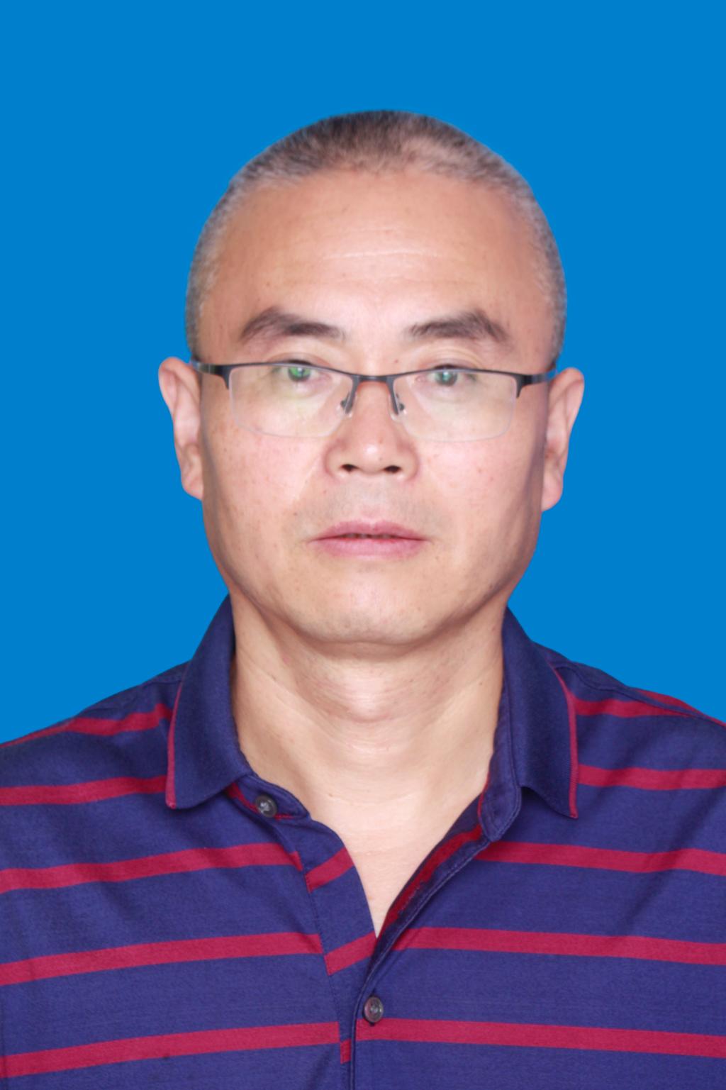 董晓宁  